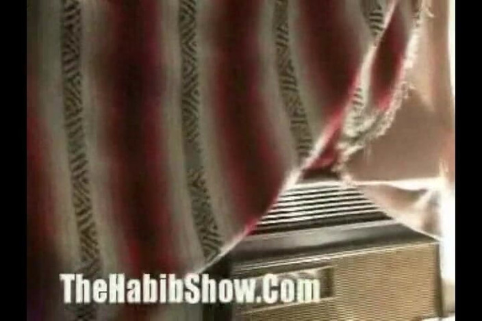 The Habib Show: Video lengkap penari striptis beetle juice