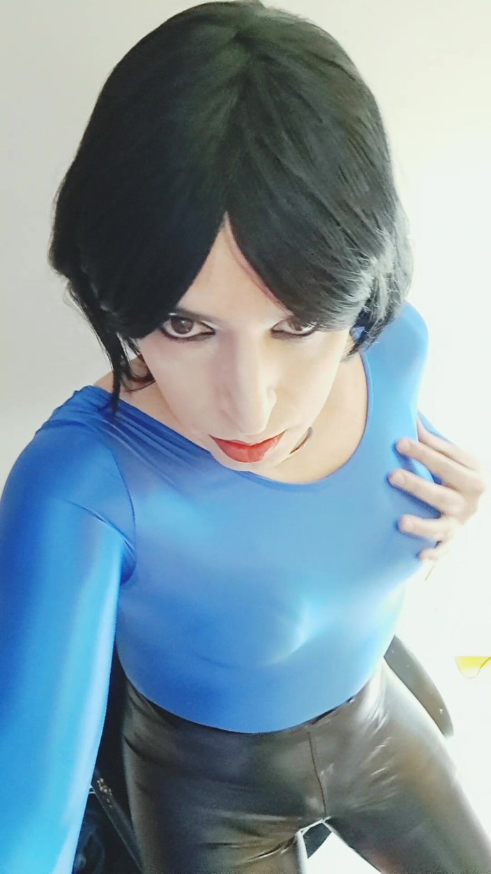 Tammy sissy slave: Tammysissy Di Hotel