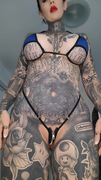 Rate Stepmommy's Sexy Outfit