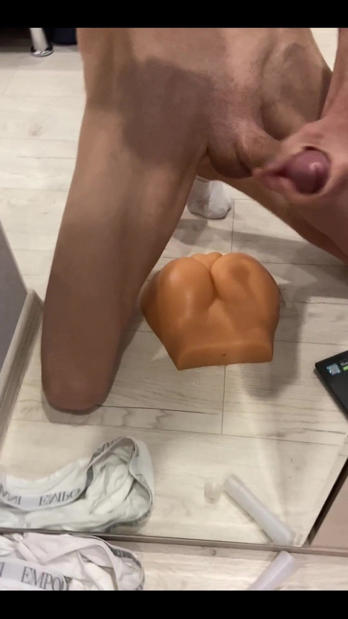 Tommy10boy: I Fuck an Ass Doll