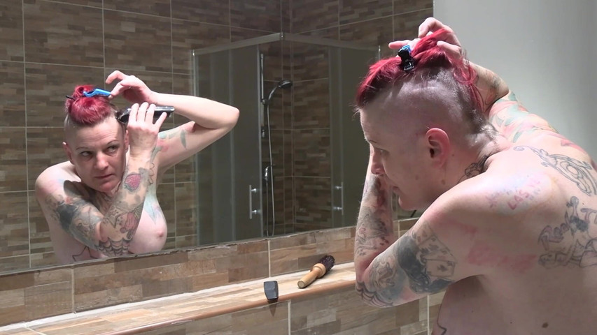 Nude Self Shaving Haircut Special (Horny Milf Hairdresser Eva)