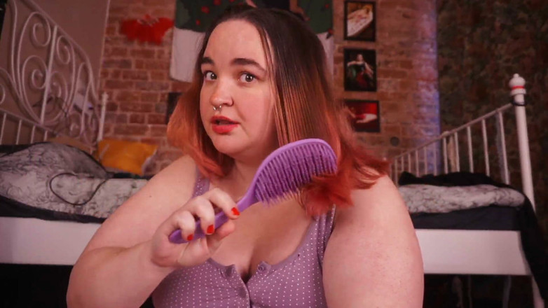 AssGives: I'm Combing My Hair