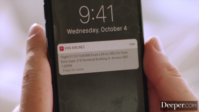 Deeper: Hlubší. Predátor Kenna James najde svou novou kořist v Oliverovi