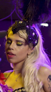 Orgie dură carnavală cu penetrare dublă și samba la petrecere
