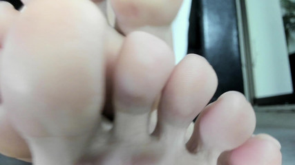 Feet lady: Toque em você