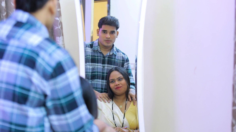 Triflicks: 年轻的继兄弟在看到热辣继妹的美丽后，变得很难