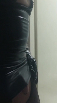 ラテックスドレス