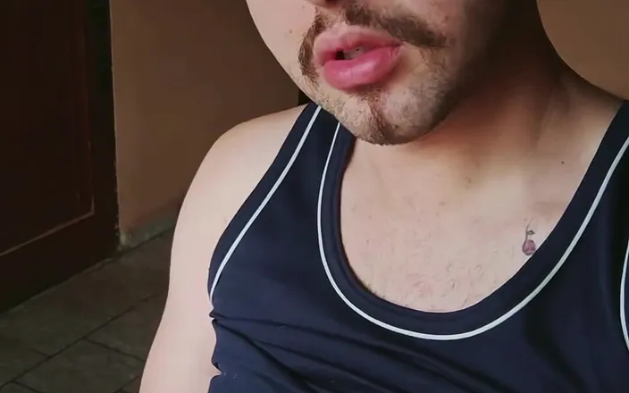 Marcosninfo: Jerking off with a Little Heart.