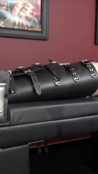 Rob, chico de la frat destrozada.