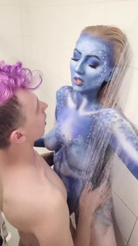 X-men Mystique barva na tělo, odstranění sprchy a šukání