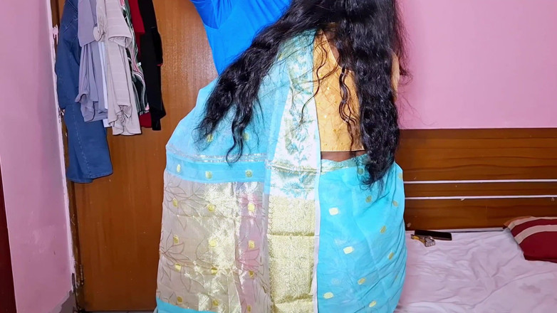 Hot girls video: Hot Bangladesh Girl Sex Video!