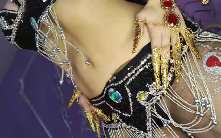 Princess18_: Vũ công bụng nuốt bạn và tiêu hóa