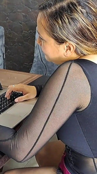 의붓여동생, 일 그만하고 내 자지 빨아줘