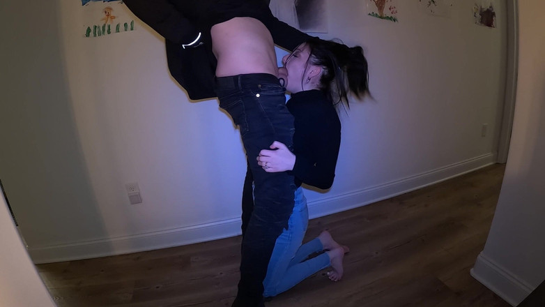 Jay Bond: 予期せぬ訪問者がジェイド・ボンドを驚かせる