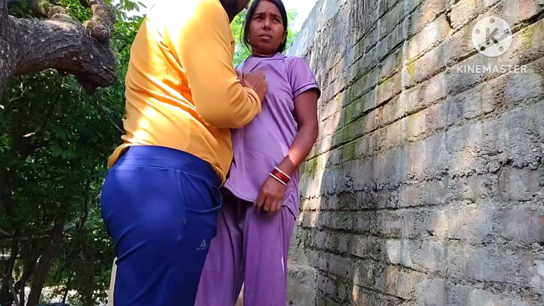 Premi pooja: Unknown Man, and Hot Bhabhi Outdoor, Outside Have Fun