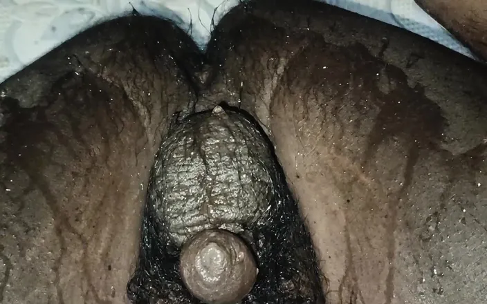 CarvingShovel: Tamil Boy Uncut Dick Piss and Hand Job