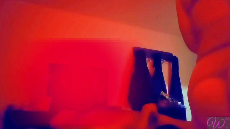 Whos nxt production: Uległa Maminsynek Zabrana Do Eleganckich Moteli Przez BBC