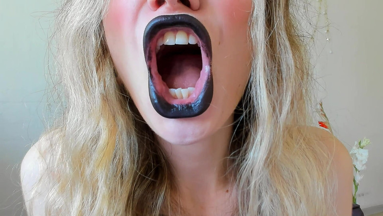 Rarible Diamond: Black Square Lips