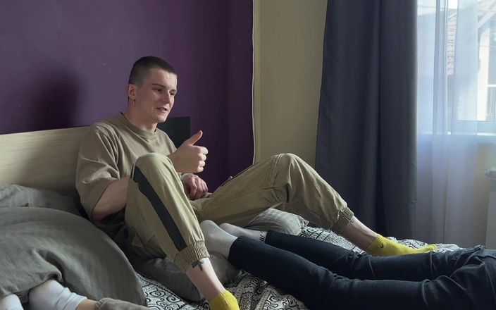 Falcon Al Gay Porn: Wraz z ojczymem pieprzę moich przyjaciół grających na konsoli