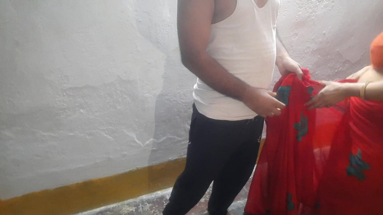 Busty Banuu: Adik ipar bertetek besar dikongkek abang ipar pada waktu malam.