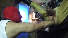 Gaybareback: Fist hardcore sessionin imbragato dal patrigno