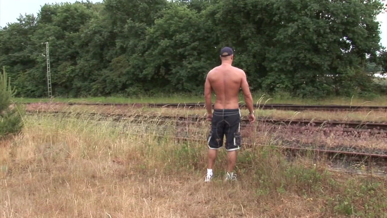 GerMen: 야외 섹스하는 독일 남자