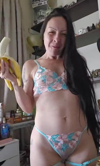 Raven Willow: 你准备好屈服于你最深切的渴望吗？