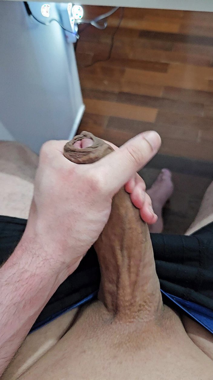 Lkdick8: 18 años - twink gay masturbándose antes de la ducha