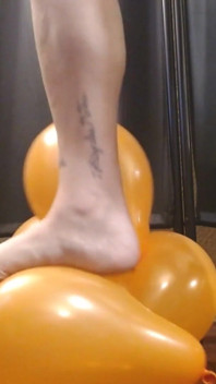 Toenail Popping Bunch of Orange Balloons