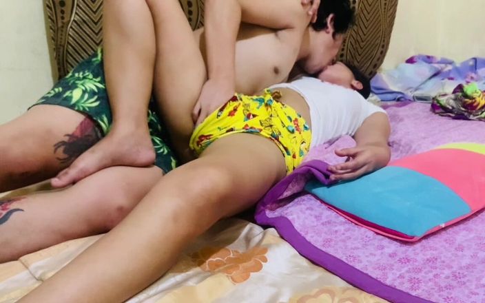 Arramia: Pinay Teen zkuste 69 pozice a stříkání do kundičky