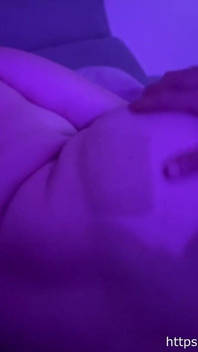 Người chồng cuckold của tôi thích thử âm hộ của tôi đầy tinh dịch!