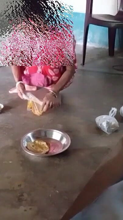 Bengaliauntykichut: Subah Aunty Ne Nashte per Bulaya Episode 1