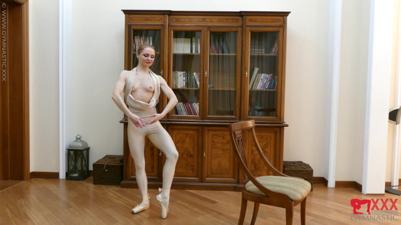 Gymnastic: Starting as Ballerina