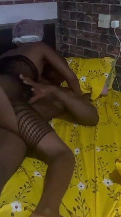 Sex naija 1: Wow, dia berkata saya raksasa