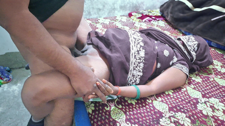 ExcitedWomen: Indian Sexy Fuck w sypialni w Zielonym Sari