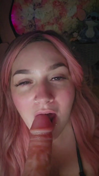 POV: na kolenou pro tebe - Mokré rty a kluzká kůže
