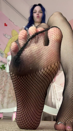 Little_Kitty69: 얇은 패브릭으로 포옹하는 부드러운 발바닥