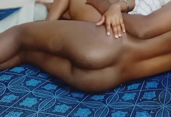 Me and my new slut: Hardcore sex černého páru,