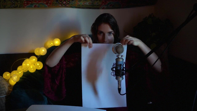 Piper Blush: Asmr Papierowe dźwięki