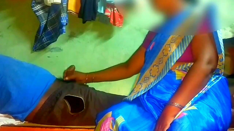 Desi Sathiya: Indische huisvrouw tante Blowjop