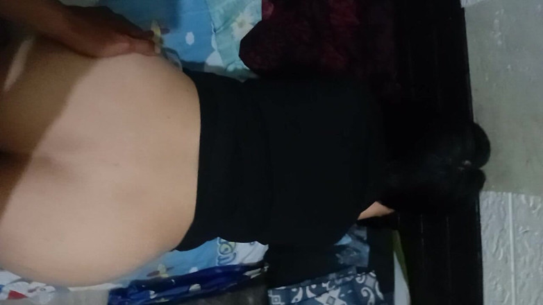 Famly sex: De quatro Angelasian buceta branca estreita virgem