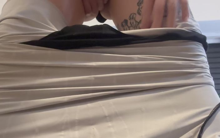 Bigtiddygoth: La ragno-ragazza gigantessa attorcigliata di vendetta