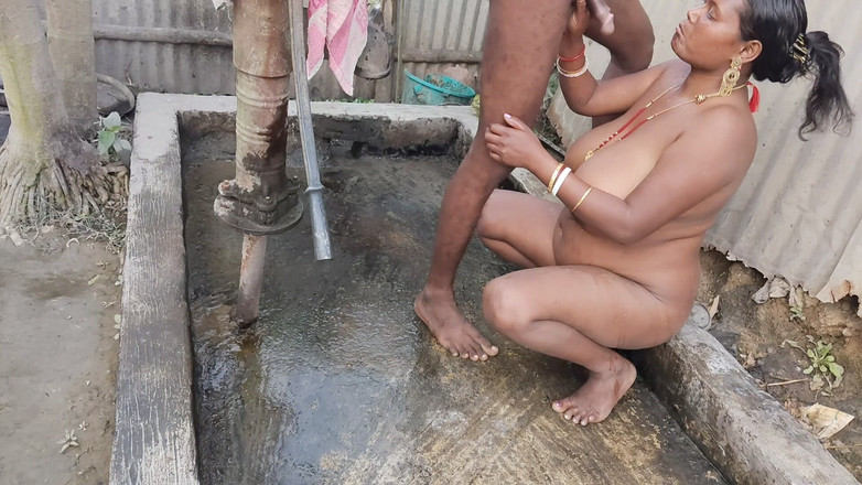 Sexydeb: Bhabhi Ki Chudai Karte Samay Peshab Laga