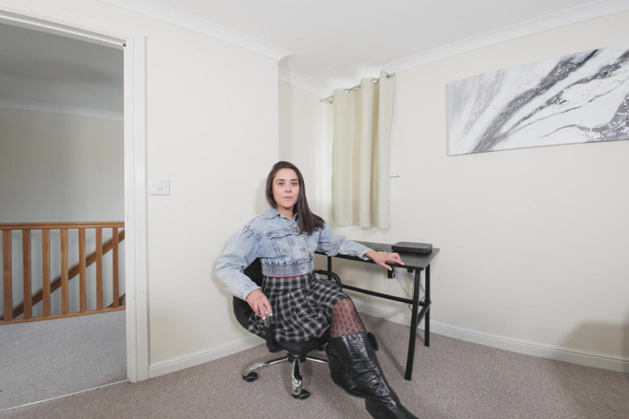 ZexyVR: Ella Jay - Work Gard
