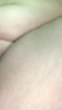 meri bari bahan gusse men thi, hamne singal bed saajha kiya, poora hindi odiy