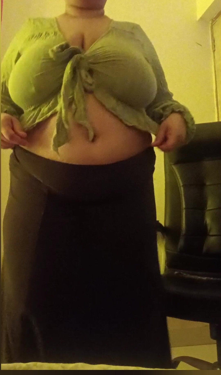 SameerPhunk: BBW Cam Show Indian Bhabhi Doing Cam Show