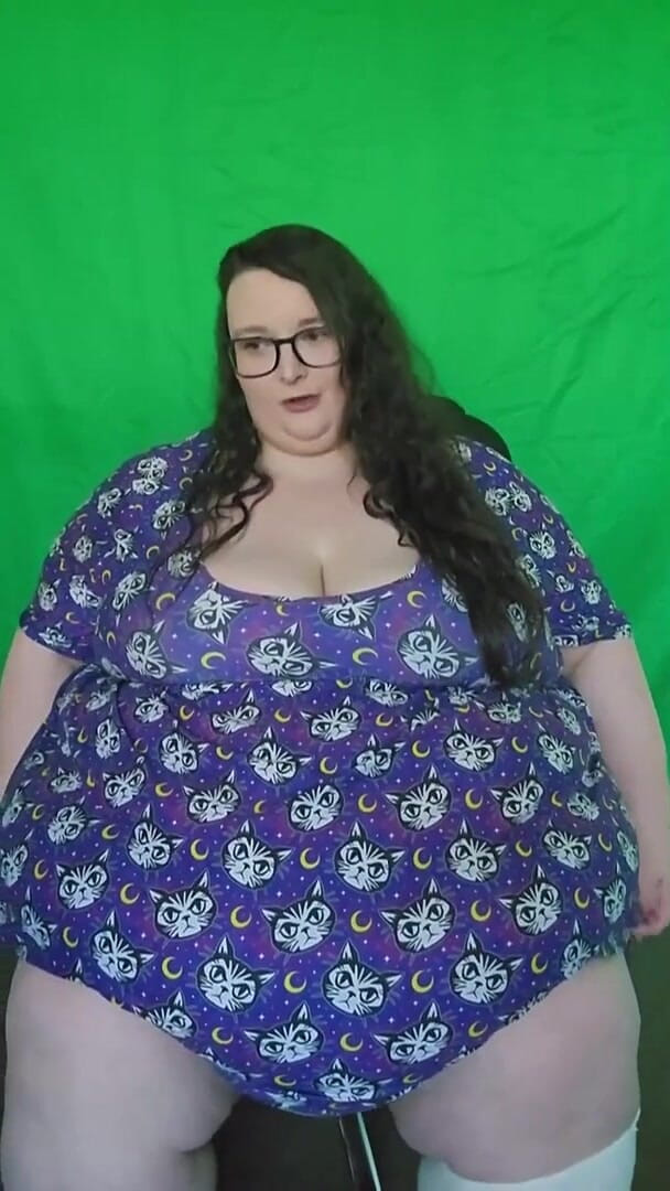 SSBBW Answering Your Questions (SSBBW Lady Brads) SSBBW Answering Your Questions (SSBBW Lady Brads)
