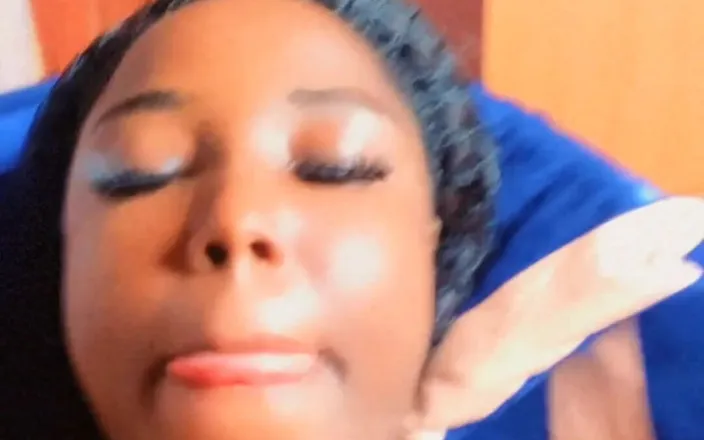 Afro Fuck Queens: Horny and Bored.