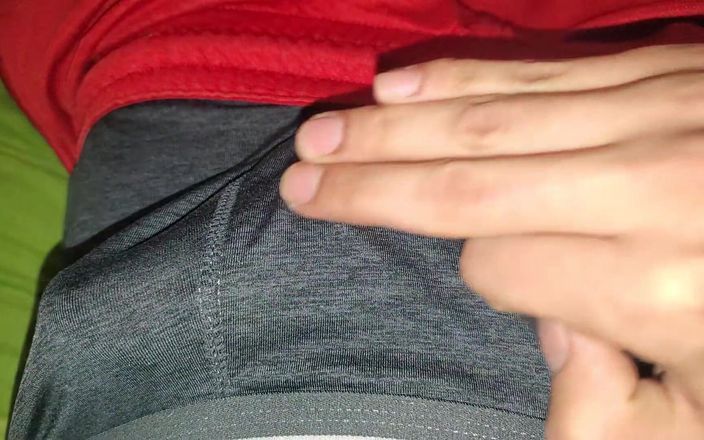 Z twink: Rubbing Cock 19 Year Old Chat