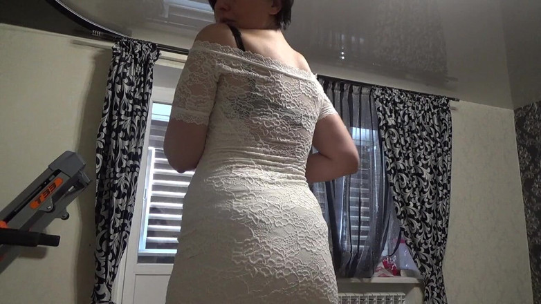 Sexy Milf: Modelling for you the sexiest my outfits and high heels